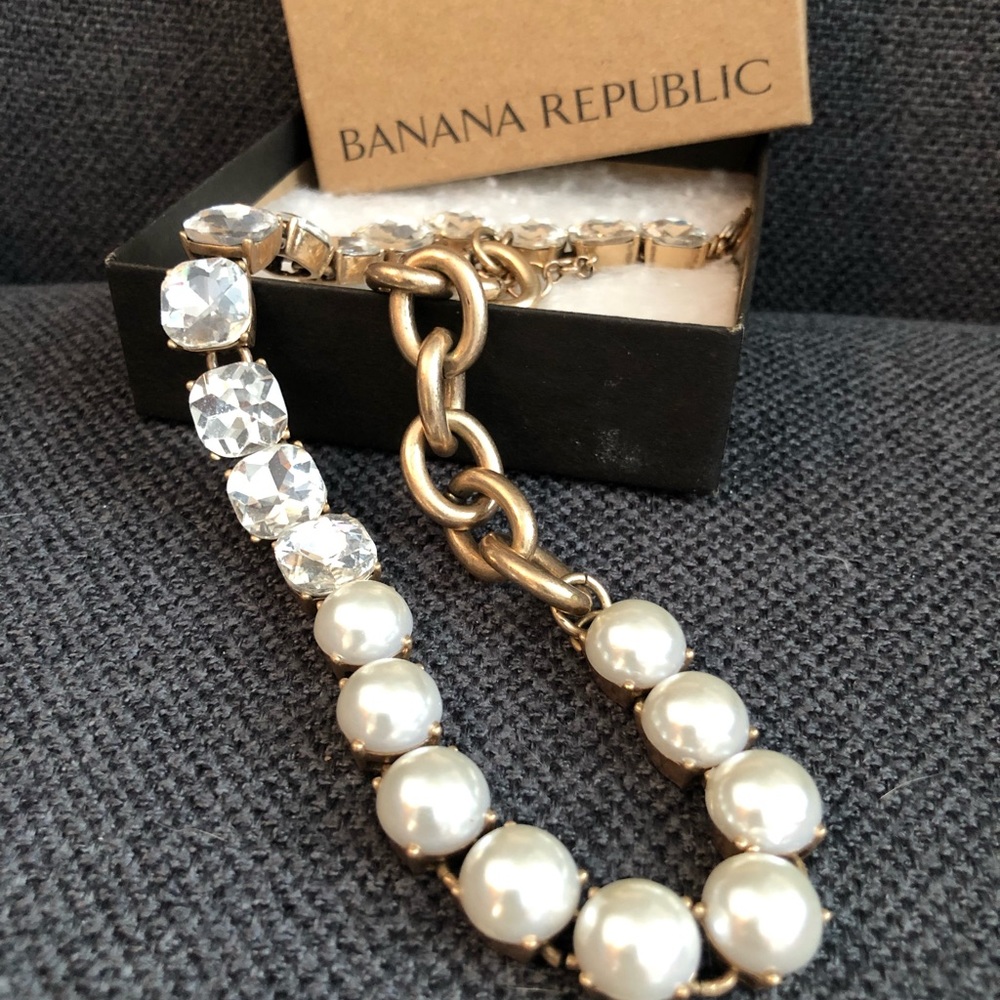 Banana Republic Statement Necklace - Mixed Media: Pearl, Chain & Rhinestone
